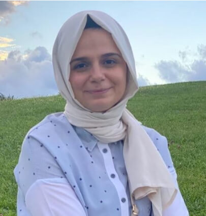 Kubra Gavuzoglu, Siliconmade Academy Programming Instructor